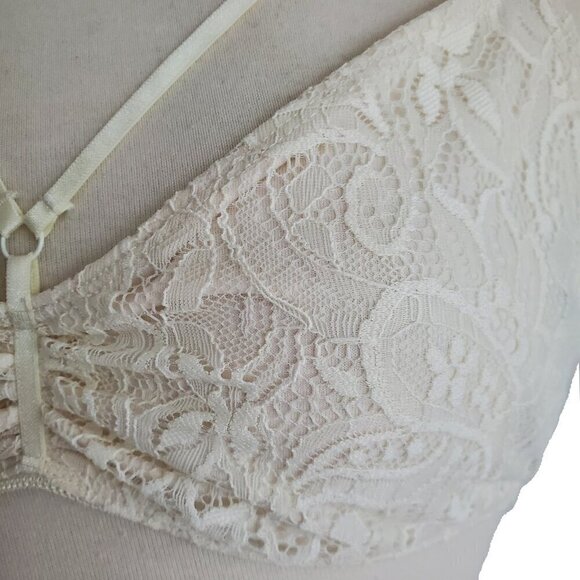 VOLCOM NWT Strappy Lace Bralette Stone Row Collection Stoned Rose (Off White) M - Picture 3 of 16